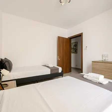 Gzr F4 Spacious In The Heart Of Malta *